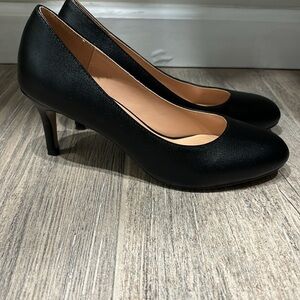 Black heels
